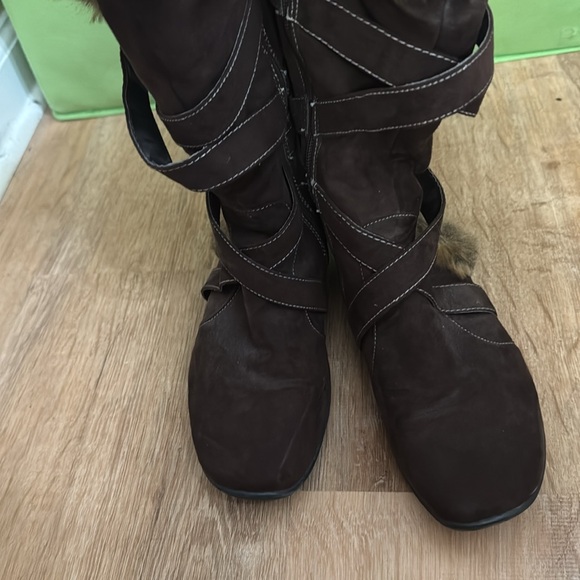 Naturalized faux fur boots - Picture 3 of 6